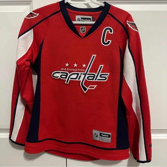 Women’s Washington Capitals Jersey - Picture 1 of 4